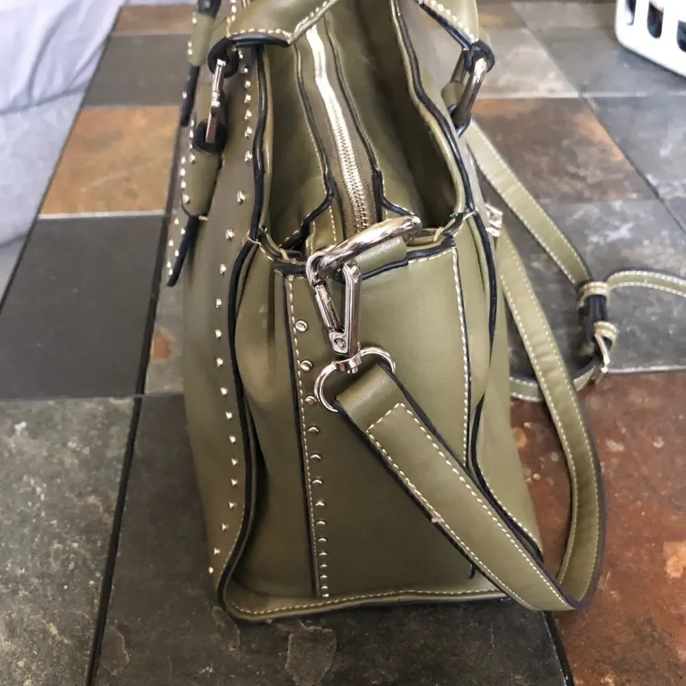 Moda Luxe Handbag in Olive